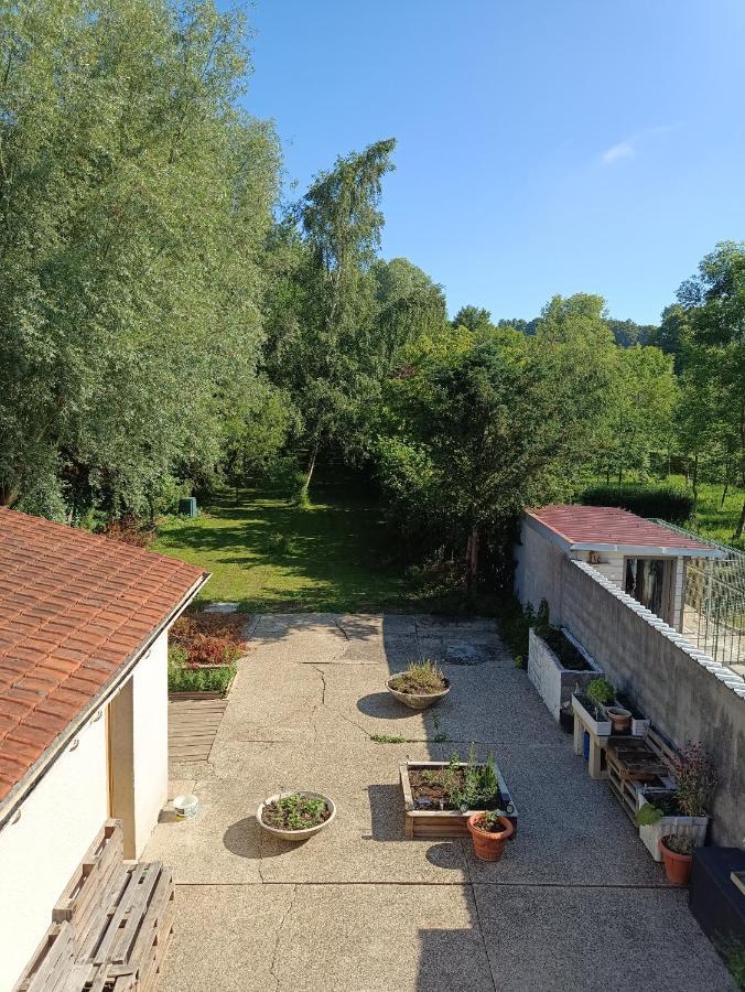 Apartmán Lit 2 Personnes Grand Bureau Fruges Exteriér fotografie